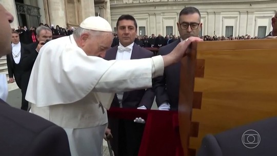 Papa Francisco revela disputas na Igreja e dá detalhes sobre o próprio funeral - Programa: Jornal Nacional 