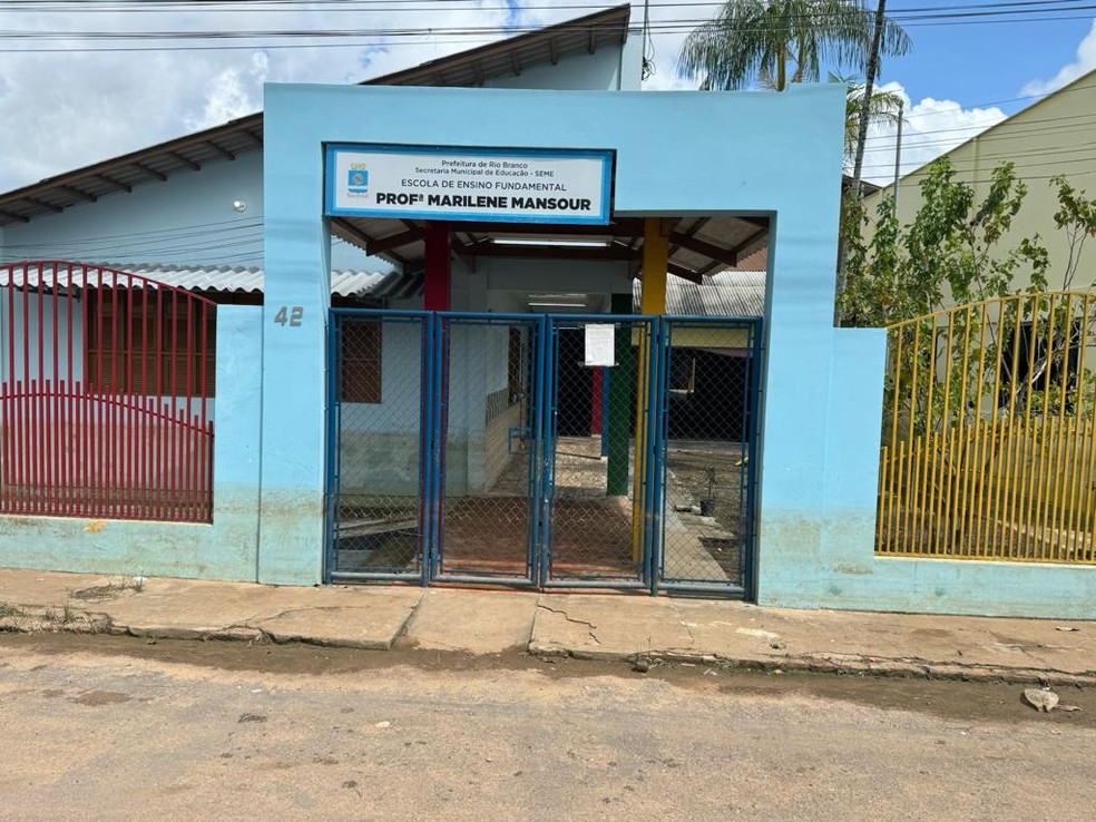 Escola do bairro Quinze foi atingida pelas águas do Rio Acre e as aulas começam dia 25 de março — Foto: Assecom Prefeitura de Rio Branco