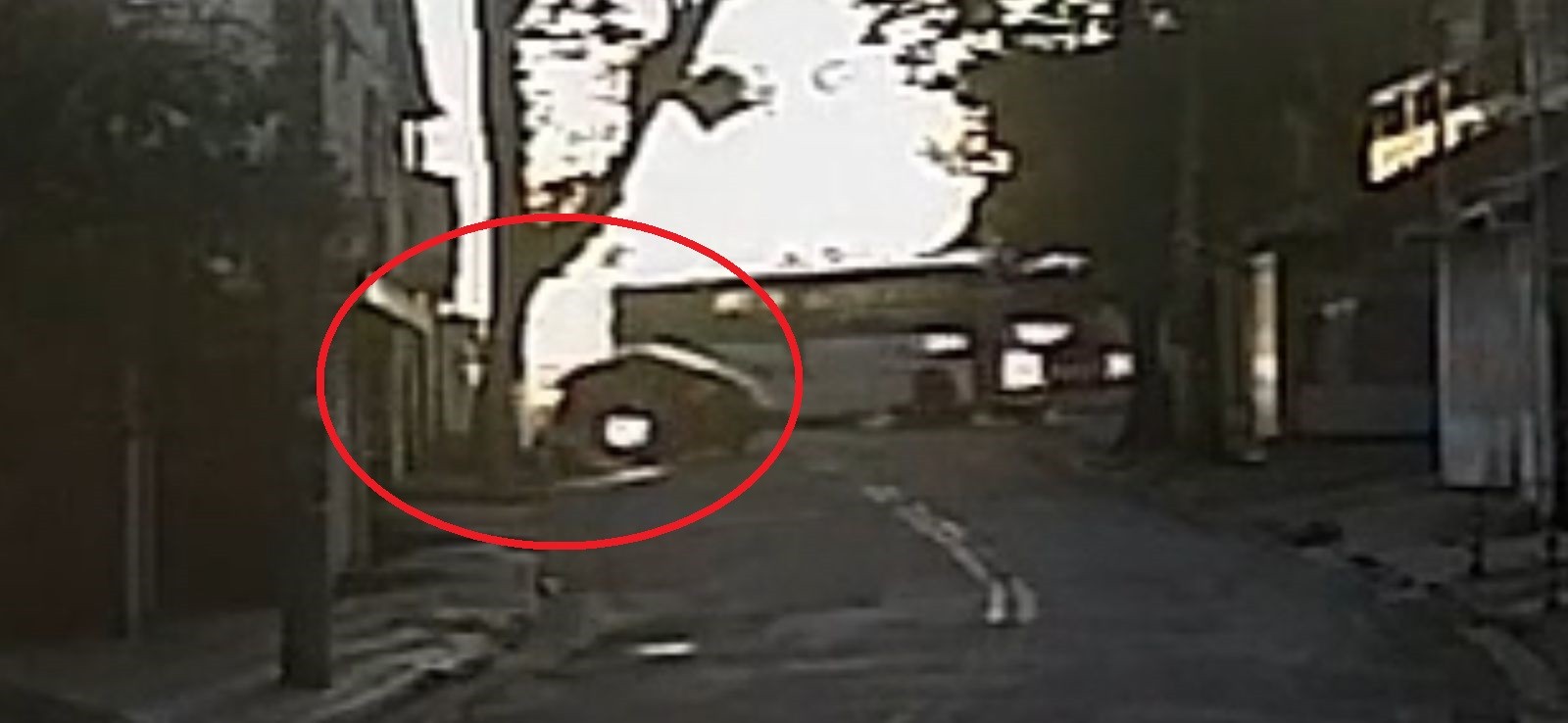 Novo vídeo mostra momento em que carro atropela e mata idoso sentado na calçada em Santo André, no ABC Paulista