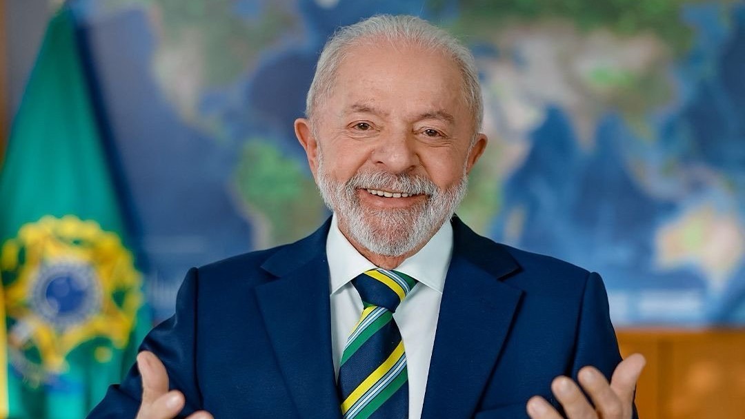 Lula critica políticos que 'estimulam ataques' ao Brasil e diz que país 'não aceitará ordens'