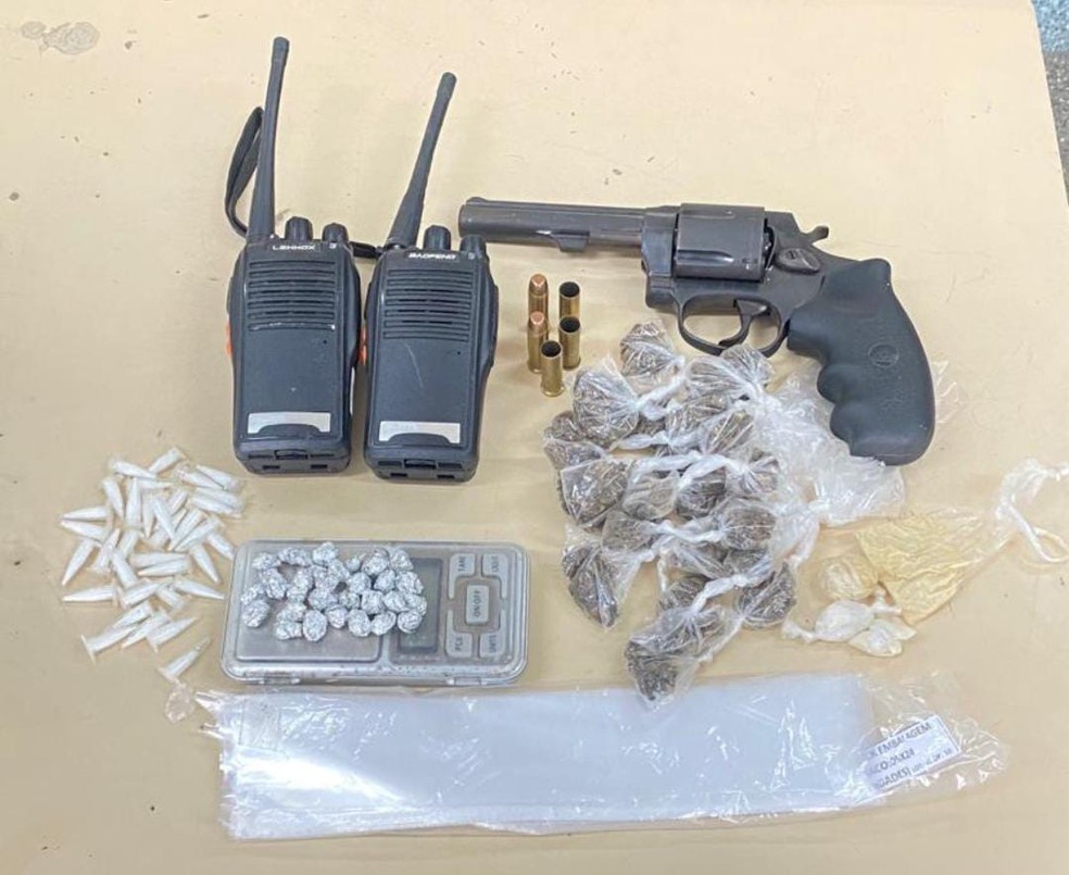 Um homem morreu após entrar em confrontos com policiais militares que integravam a Operação Força Total, no bairro de Vida Nova — Foto: Divulgação/PM-BA