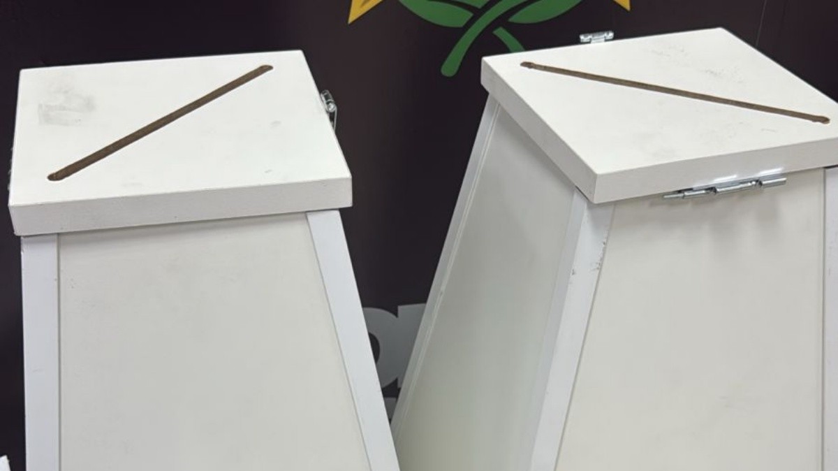 Tráfico da Muzema instalou urnas de recolhimento de dinheiro para evitar que cobradores fossem presos; FOTOS