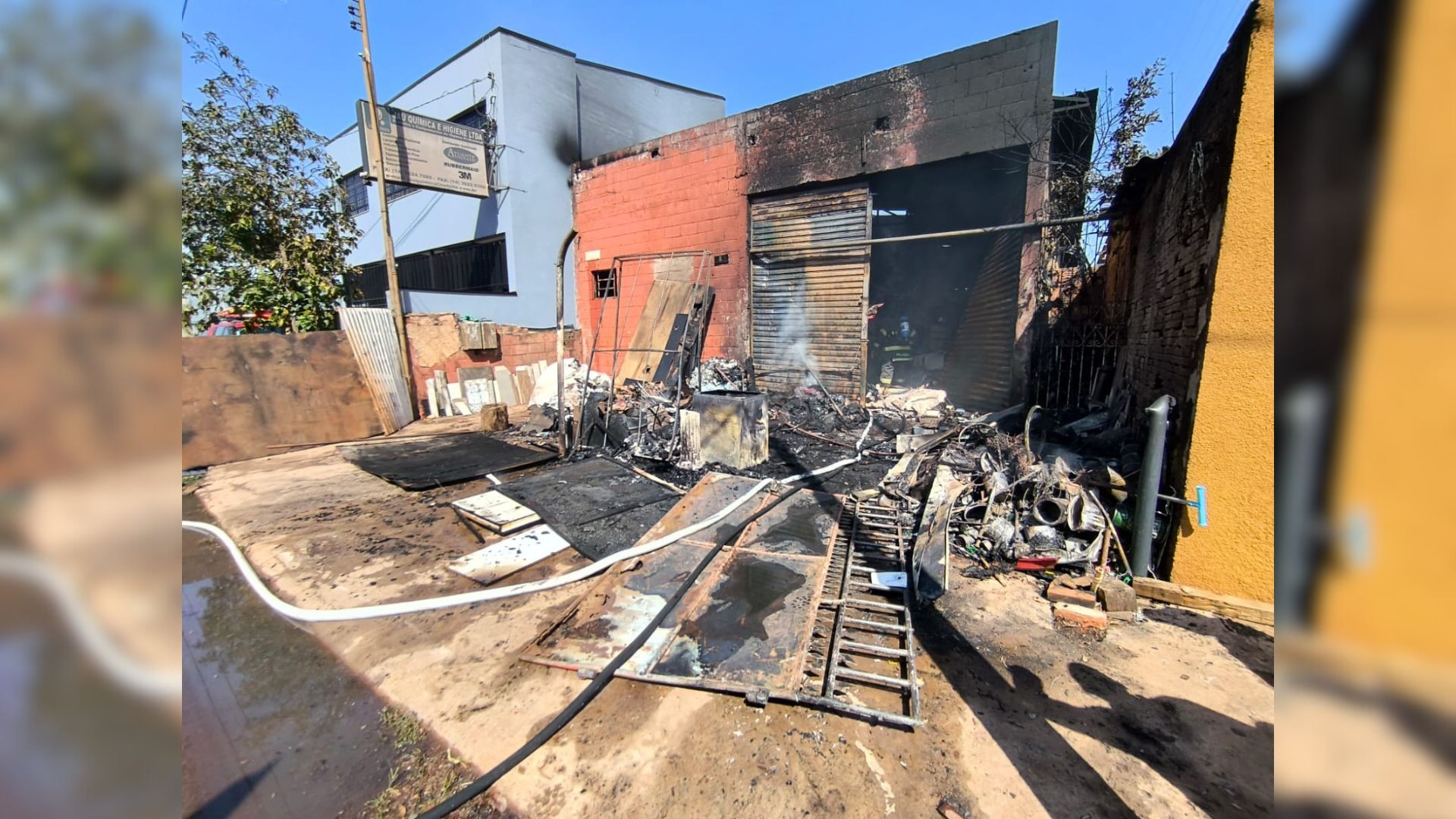 Incêndio atinge depósito de material reciclável em Jaú