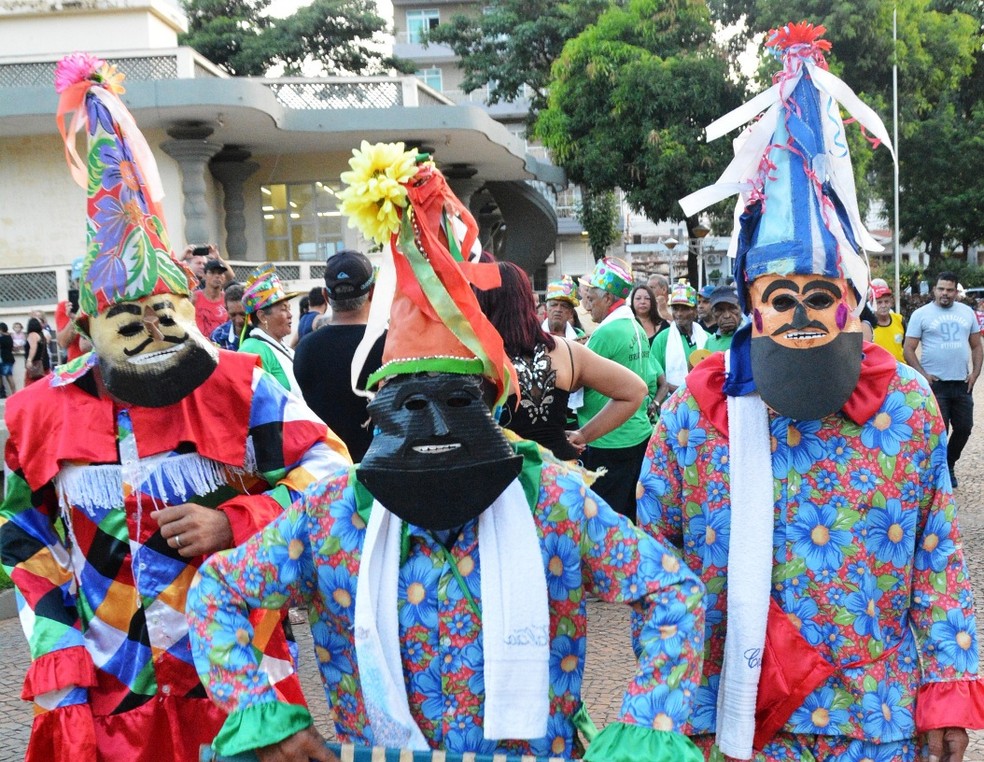 Espetáculo de Folia de Reis será apresentado de graça em Catanduva | São  José do Rio Preto e Araçatuba | G1