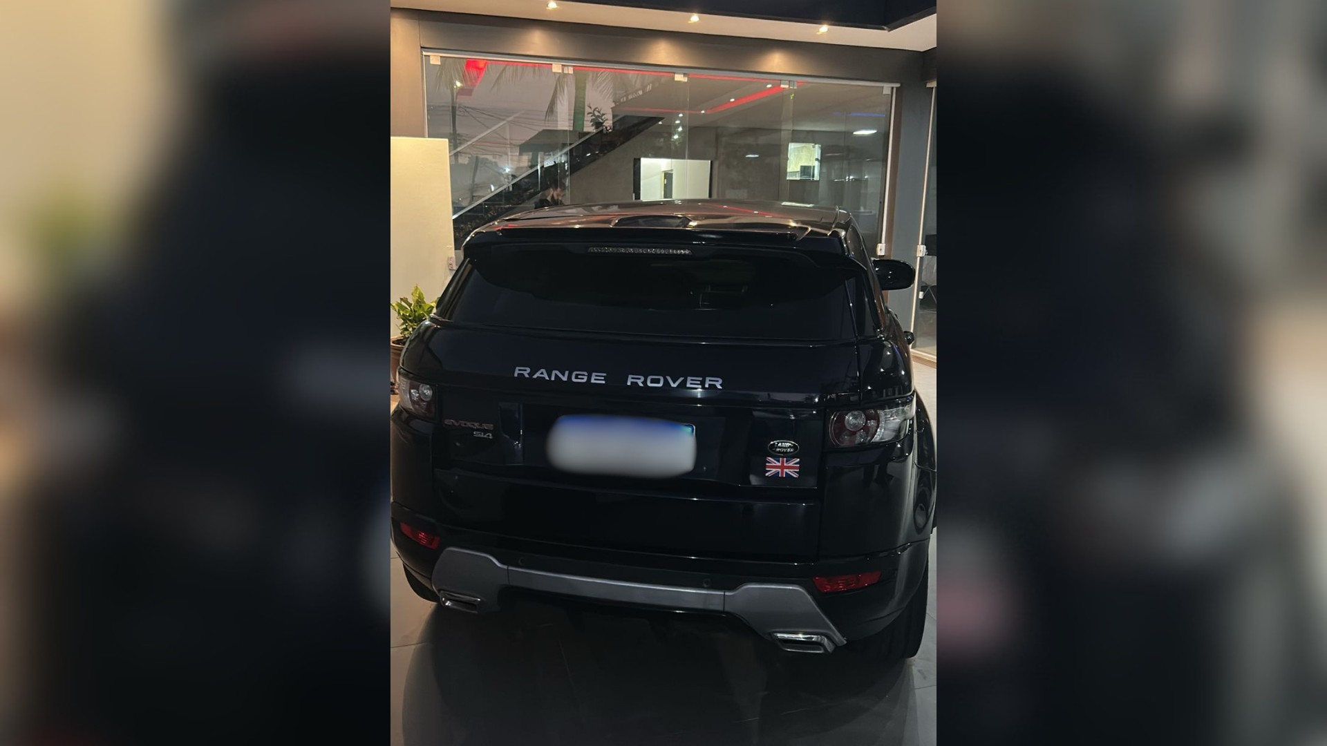 Ao todo, R$ 61 milhões em bens ligados aos investigados foram bloqueados em Uberlândia na Operação Luxury — Foto: PF/Divulgação