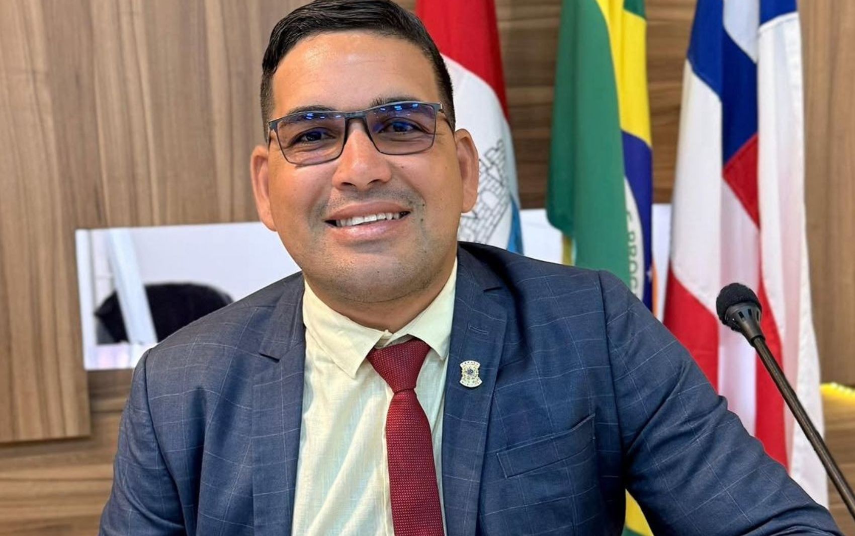 Conheça vereador alvo de operação que investiga fornecimento ilegal de armas para facção e PMs na Bahia