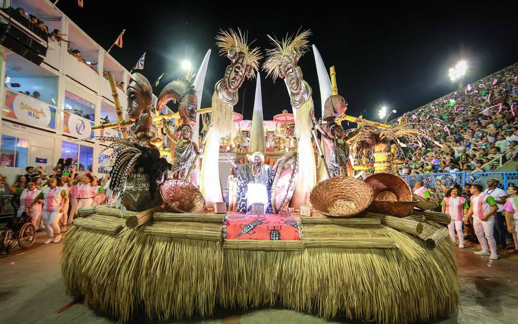 Viradouro é a campeã do carnaval 2020 do Rio - SOS Brasília