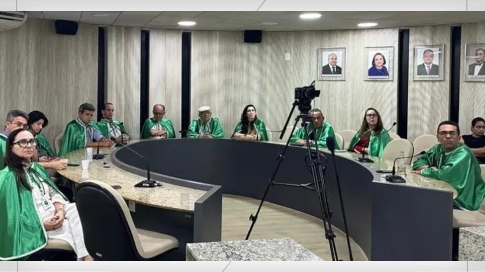 Membros do CRM-PI fazem ato de desagravo após suposta prisão ilegal de médica