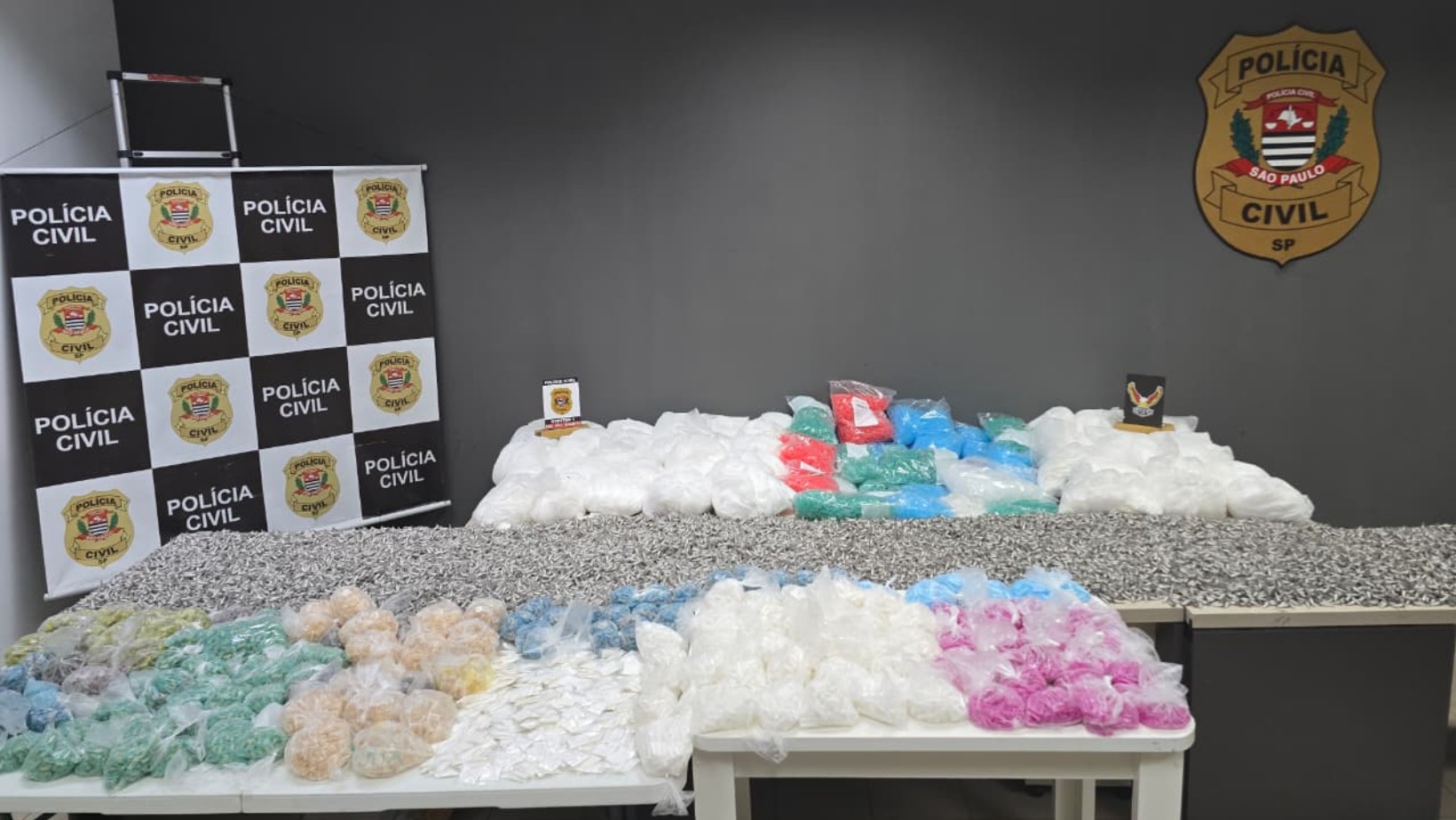 Polícia apreende mais de 86 kg de drogas em 'casa bomba' usada pelo tráfico em São José dos Campos