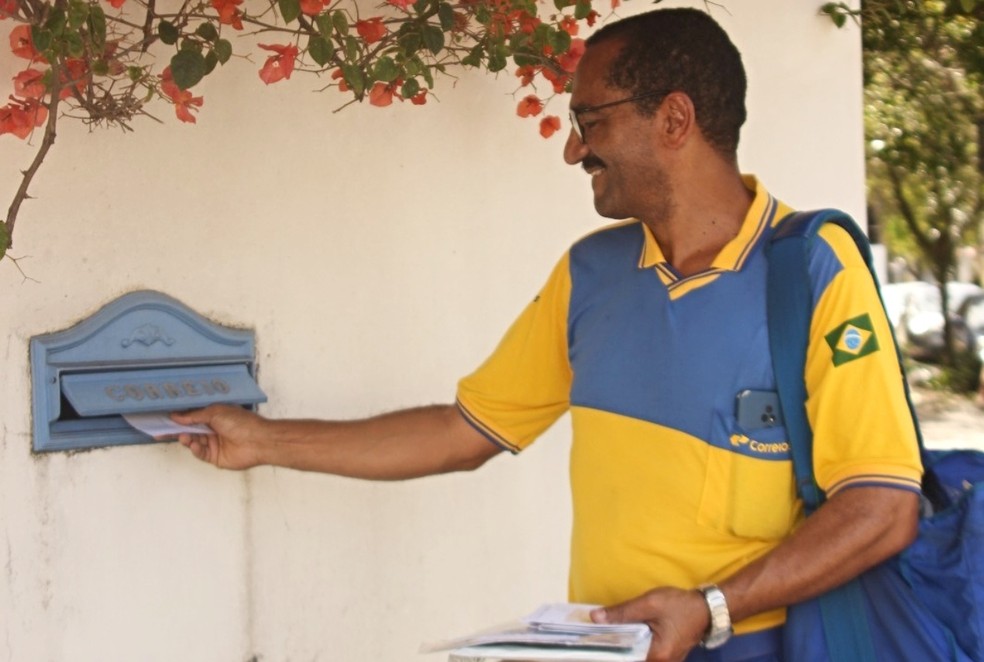 Carteiros que trabalham em atividades externas recebem adicional de 30% do salário — Foto: Glaucinery Ferreira Almeida dos Santos/Divulgação