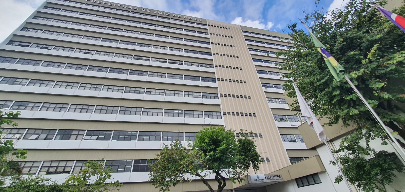 Prefeitura de Juiz de Fora sanciona lei que autoriza empréstimo de R$ 660 milhões para construção de ciclovia, revitalização do Centro Histórico e outras obras 