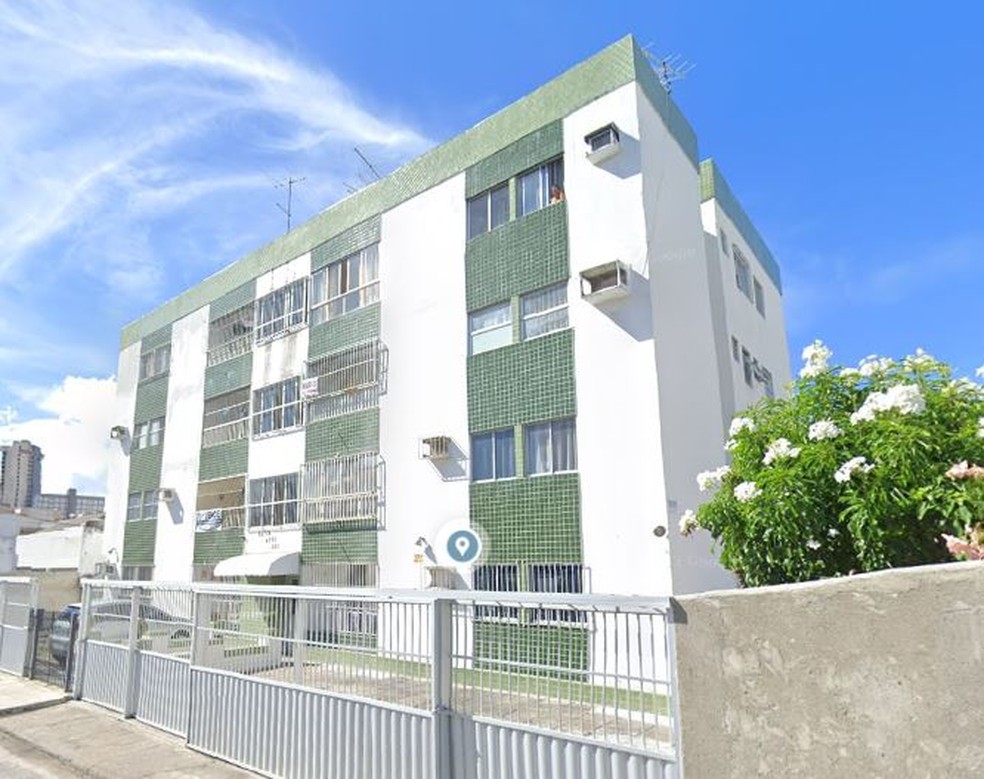 Parte do Edifício Katia Melo desabou em Jaboatão dos Guararapes, no Grande Recife - Foto: Reprodução/Google Street View