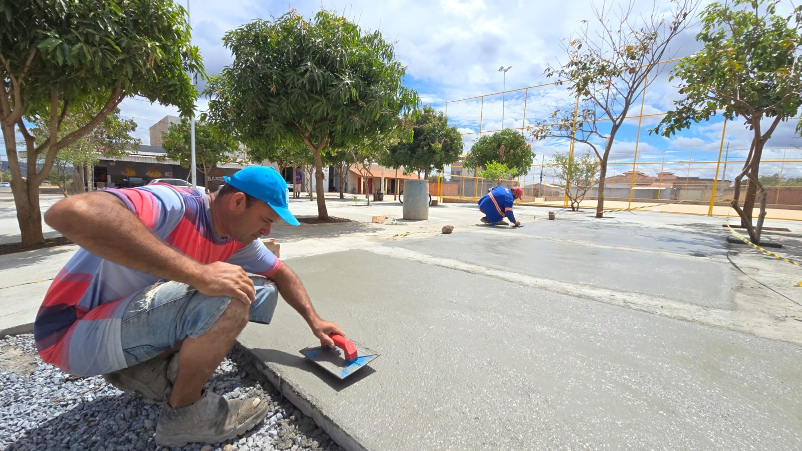 Prefeitura de Montes Claros constrói nova praça no Jardim Primavera