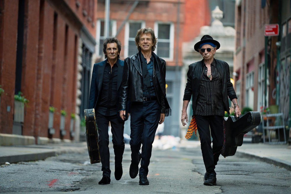 Ron Wood, Mick Jagger e Keith Richards, do The Rolling Stones, na fase atual, logo antes do lançamento do álbum 'Hackney diamonds'' — Foto: Mark Seliger/Divulgação