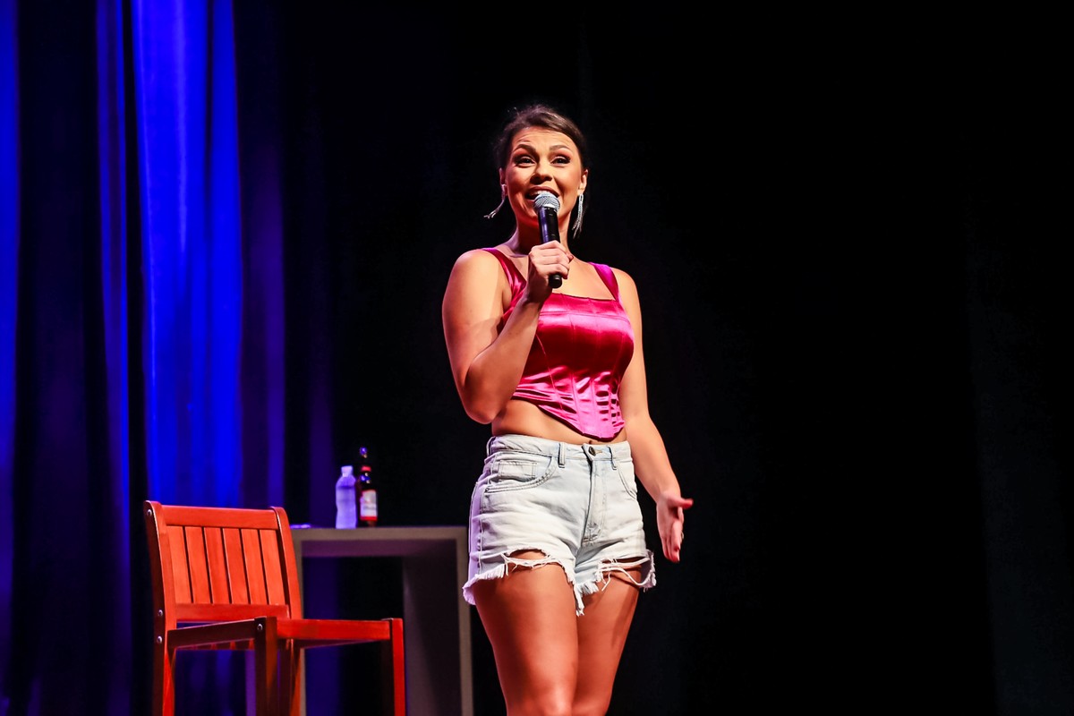 Bruna Louise apresenta espetáculo 'Burnout' em Sorocaba; veja como
