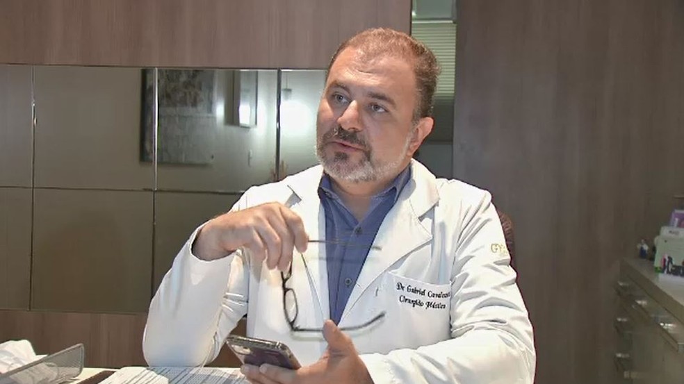 Nome do médico Gabriel Cavalcante foi usado por suspeito de tentar vender vagas de cirurgias plásticas, em Fortaleza. — Foto: Reprodução/TV Verdes Mares