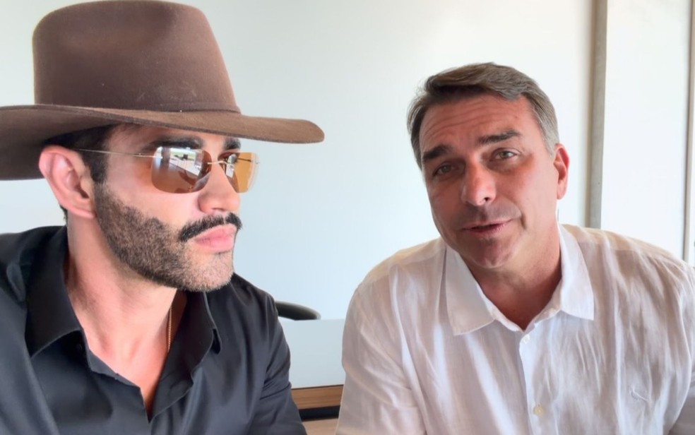 Encontro de Gusttavo Lima e Flávio Bolsonaro aconteceu nesta terça-feira (20) — Foto: Reprodução/Instagram Gusttavo Lima