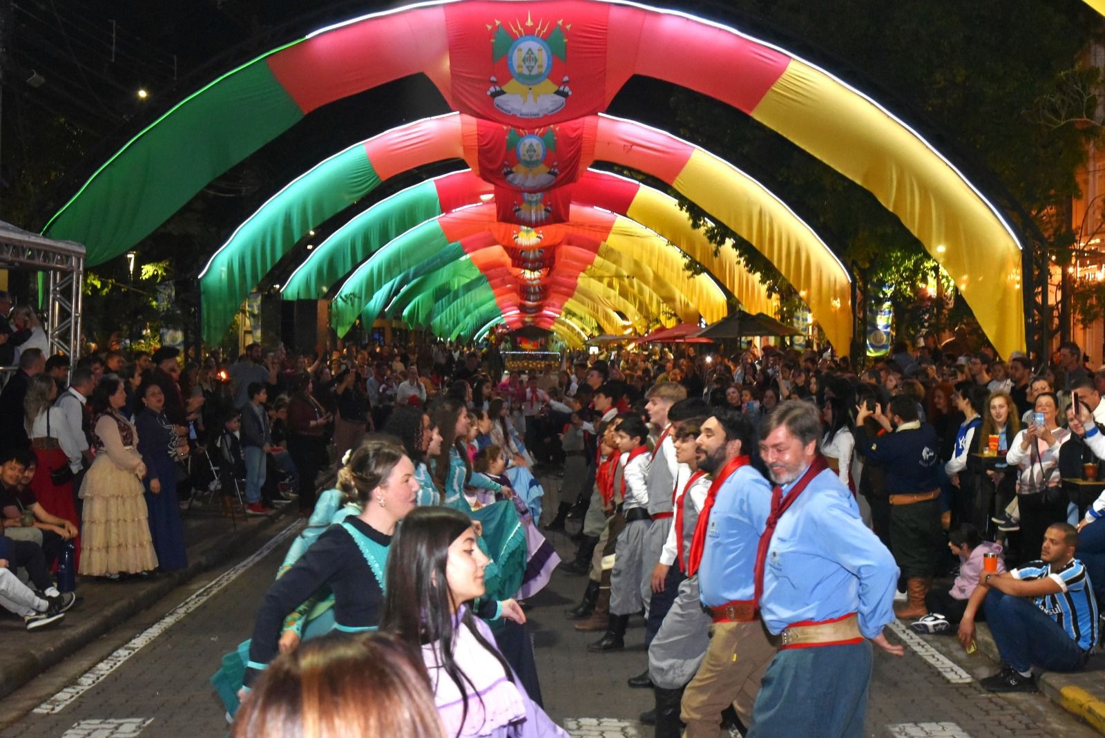 'Estamos em polvorosa', diz organizador de desfile Farroupilha noturno em Santa Cruz do Sul