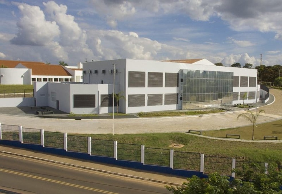 Centro Universitário de Adamantina abre processo seletivo para contratação  temporária com salários de até R$ 4 mil | G1