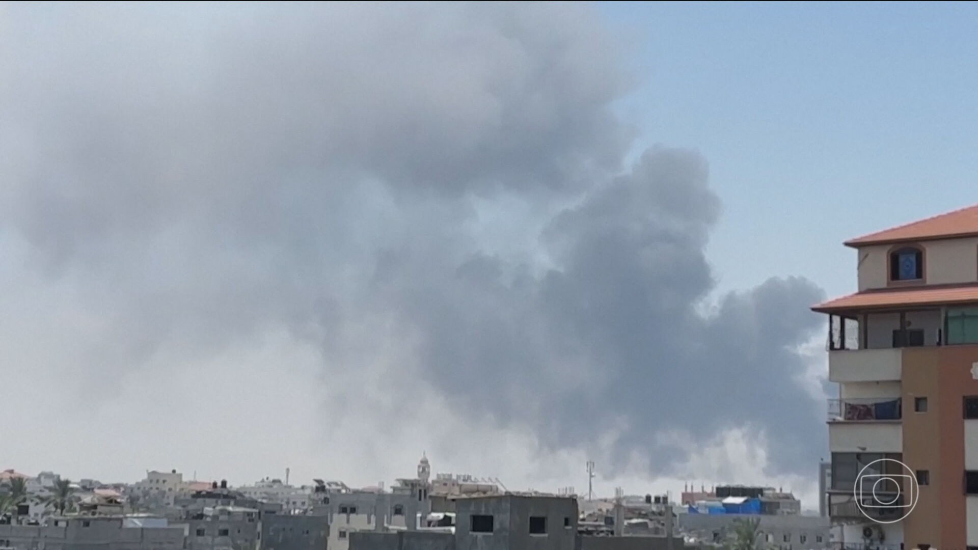 Israel faz operação militar em área da Faixa de Gaza que era usada de refúgio para palestinos deslocados pelo conflito