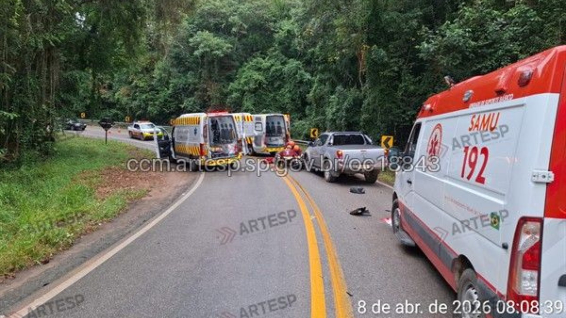 Motociclista morre em batida frontal com carro em rodovia de Piedade