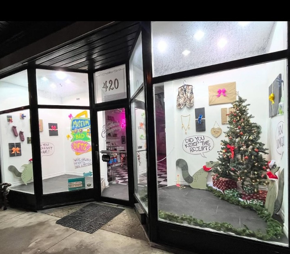 Museu dos Presentes Ruins fica na Northern Contemporary Gallery, em Toronto — Foto: Instagram