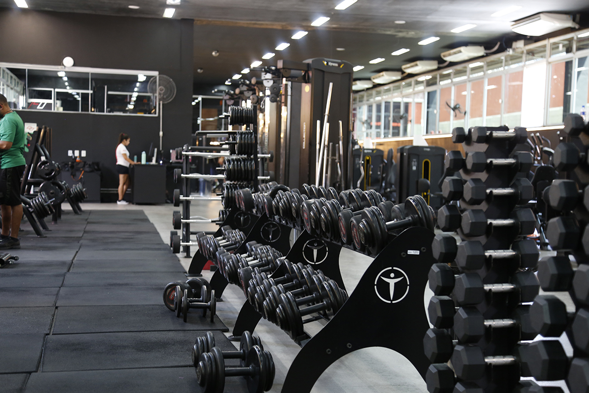 Sesi Taubaté e Cruzeiro oferecem academias modernas com atendimento ampliado