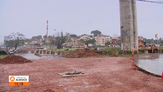 Obras inacabadas na Avenida Tronco em Porto Alegre - Programa: Jornal do Almoço 