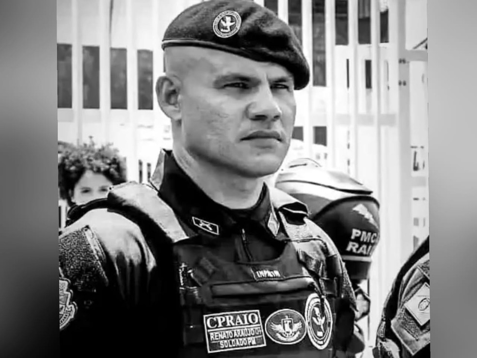 Soldado Renato Araújo Batista, de 35 anos, morreu após cair de moto durante uma perseguição em Icapuí. — Foto: Arquivo pessoal