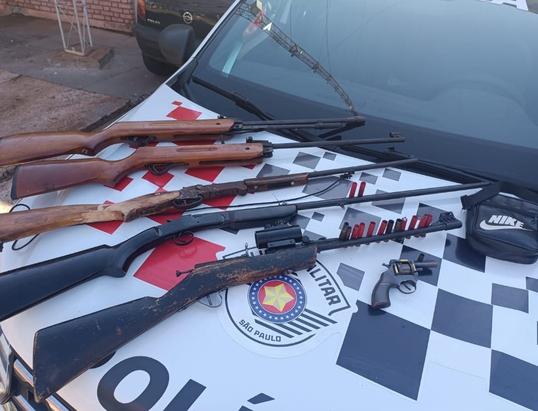 Polícia Militar apreende armas de fogo em assentamento, em Teodoro Sampaio