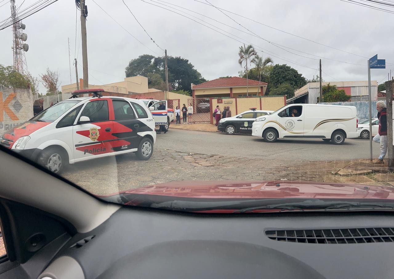 Mulher é encontrada morta e enterrada em quintal de casa em Itararé
