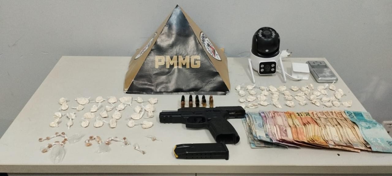 Briga de casal termina com apreensão de drogas e arma em Governador Valadares 