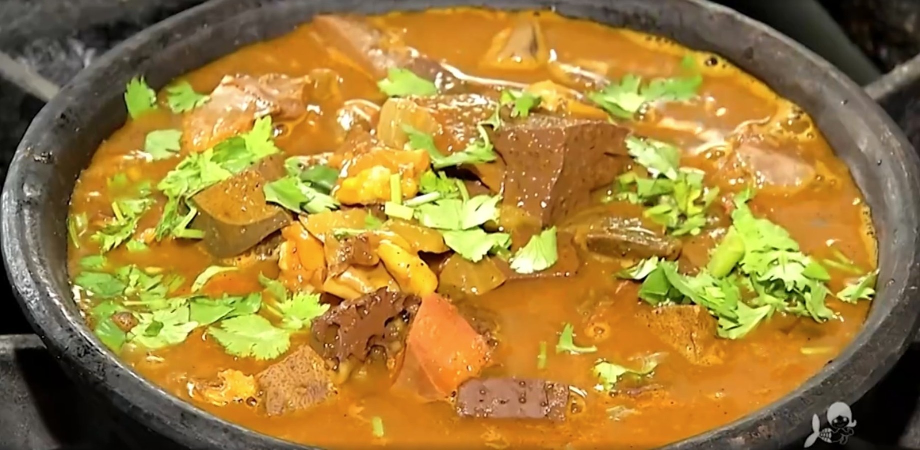 Sarapatel de carneiro: a tradição portuguesa que conquistou o Nordeste​‌​