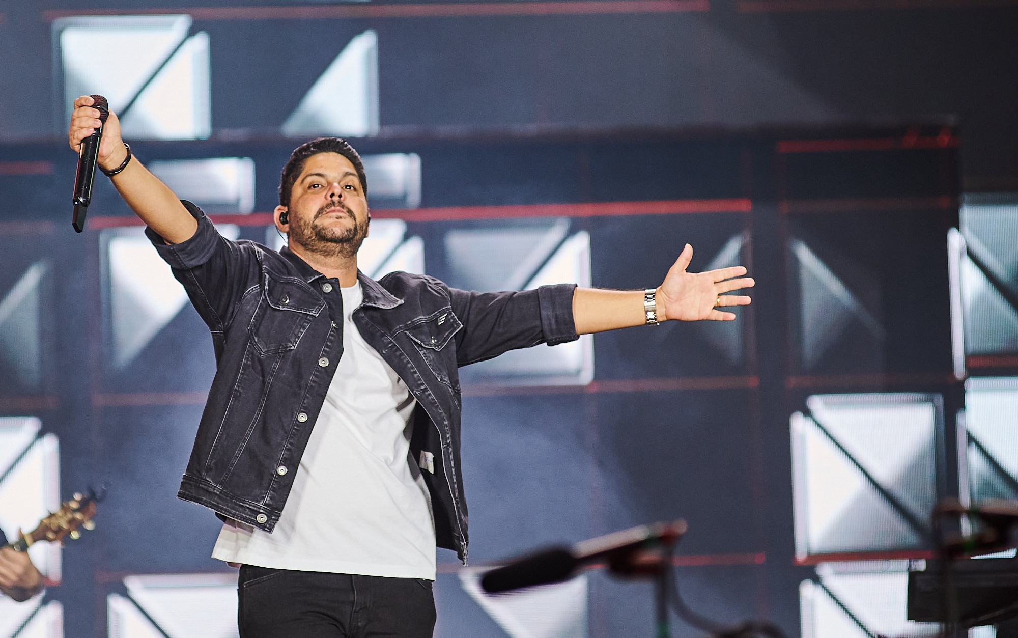 Jorge vai se apresentar sem Mateus no Ribeirão Rodeo Music