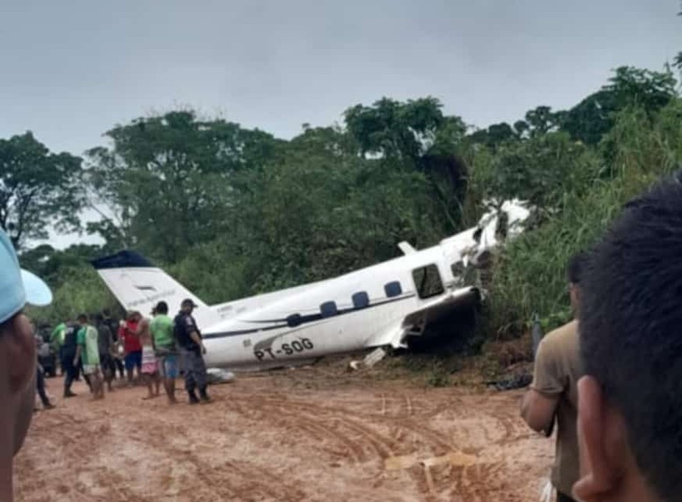 Avião cai no Amazonas. — Foto: Divulgação