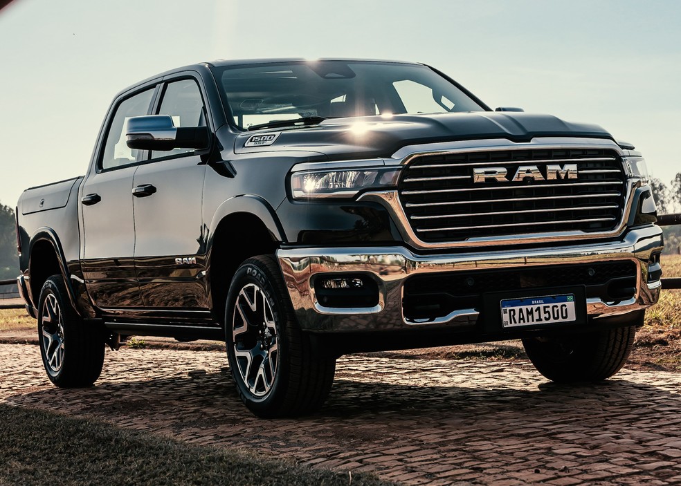 RAM 1500 Laramie — Foto: Divulgação / Stellantis