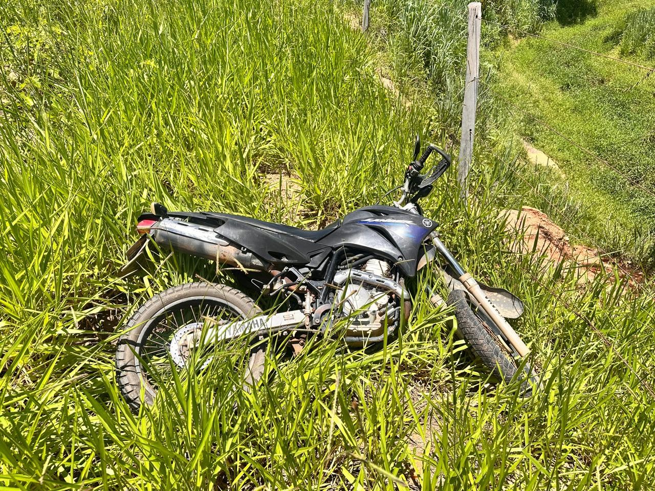 Tentativa frustrada de furto e roubo de moto terminam com dupla detida em Resplendor
