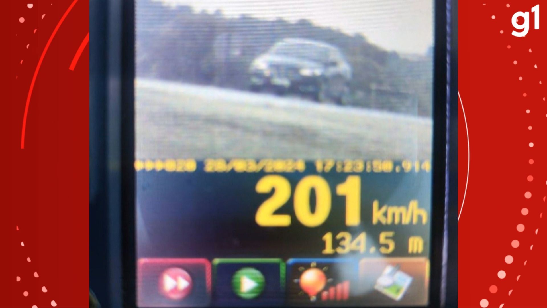 Carro é flagrado a mais de 200 km/h em rodovia do RS; limite é de 110 km/h