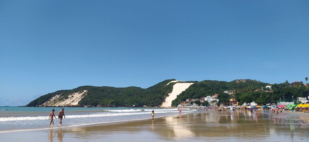 Praia de Ponta Negra, Natal, Rio Grande do Norte — Foto: Fernanda Zauli/g1