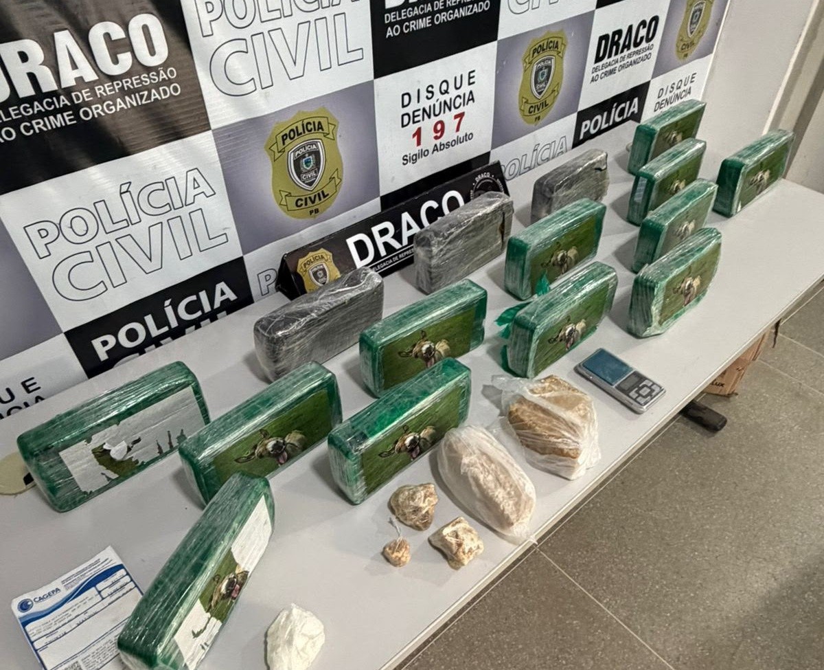 Mulher é presa e 20 kg de maconha que seriam traficados no São João de Campina Grande são apreendidos 