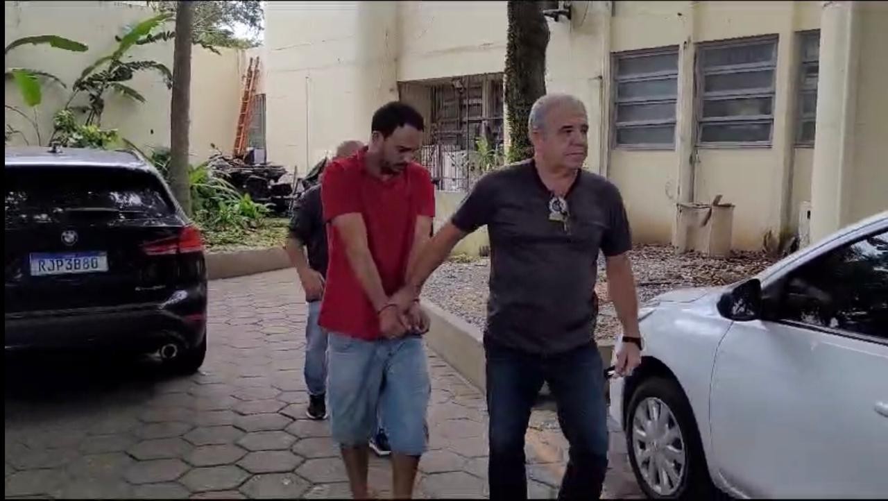 Estudante de enfermagem queimada viva: acusado de matar a ex é julgado no Rio