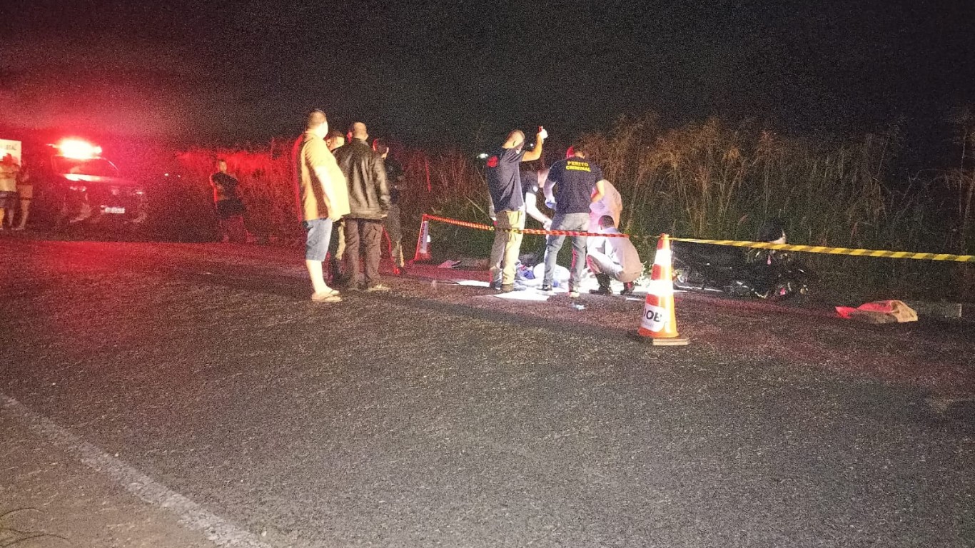 Mulher morre e duas pessoas ficam feridas após acidente em Bezerros