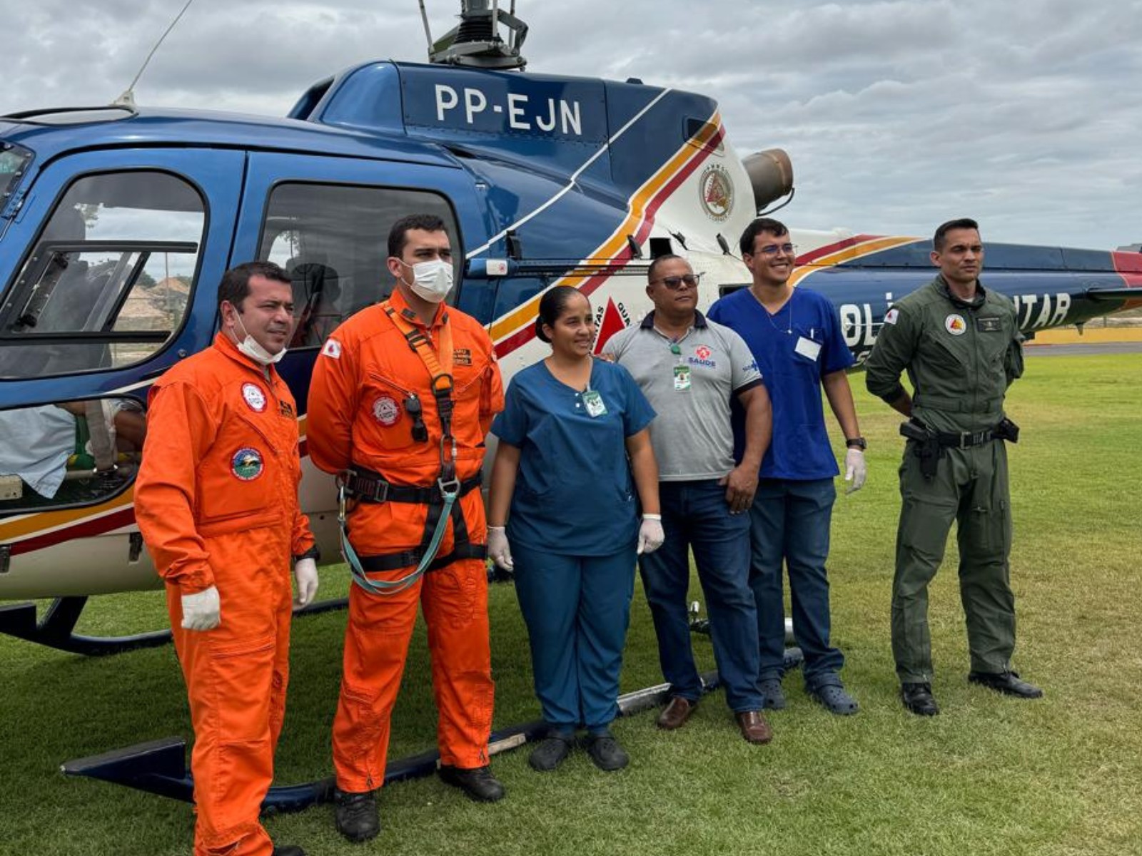 Mulher é atacada a golpes de facão em Urucuia e é transferida de aeronave para Montes Claros