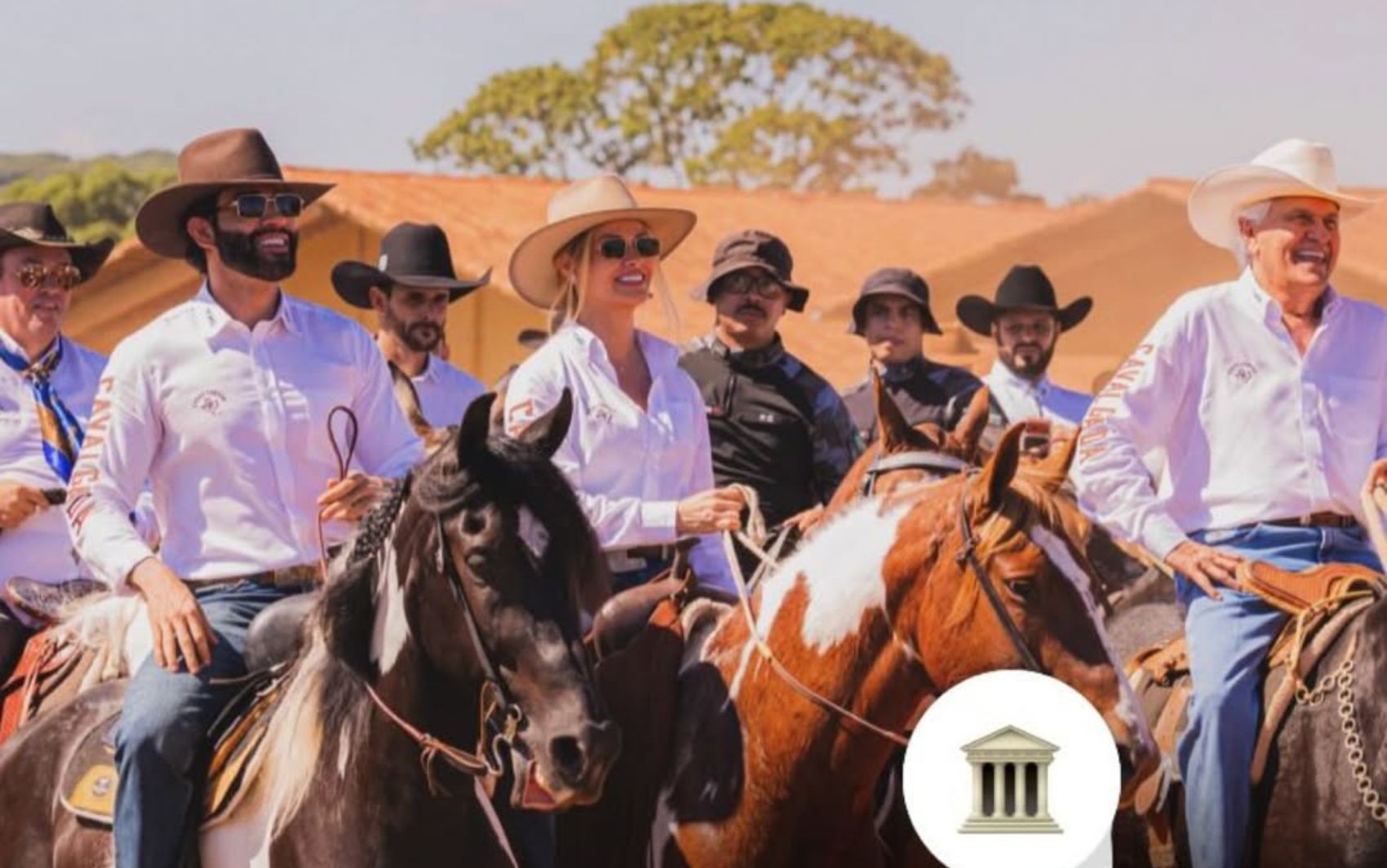 Gusttavo Lima promove cavalgada que reuniu autoridades e celebridades, em Goiás 