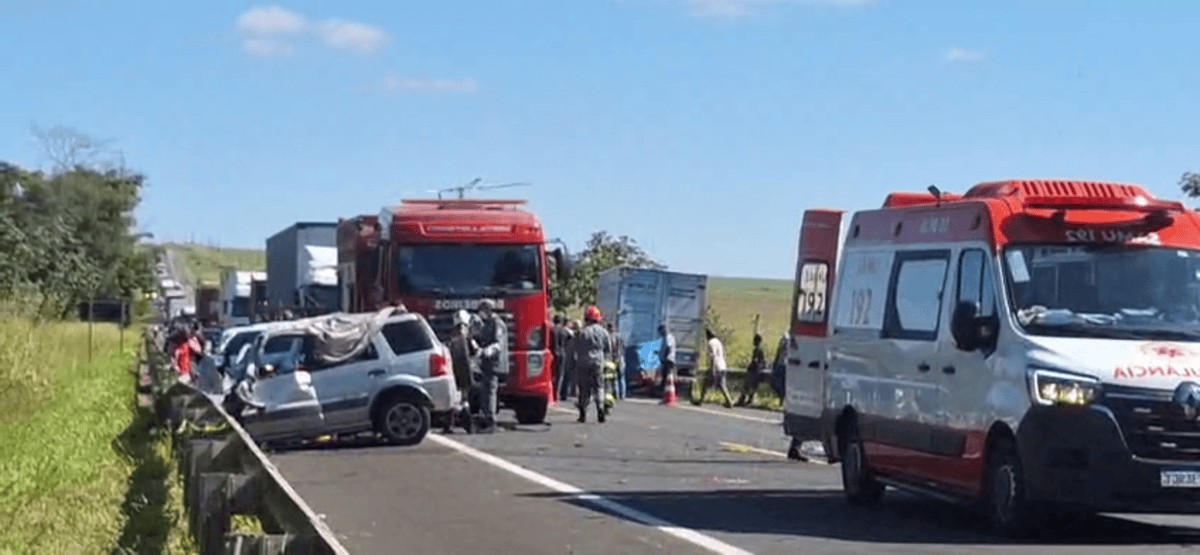 Sete dias após morte de recém-casados, primo morre em acidente na mesma rodovia em SP