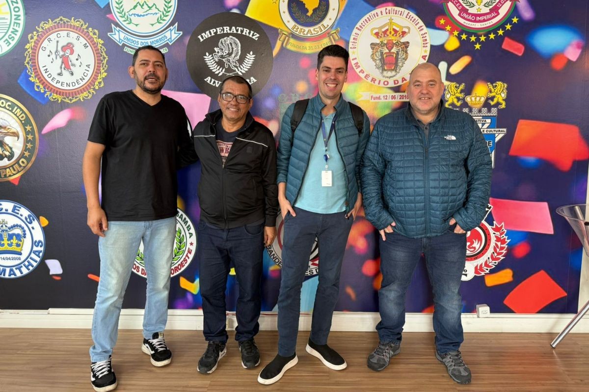 Grupo Tribuna e Liga das Escolas de Samba renovam parceria para transmissão do Carnaval de Santos