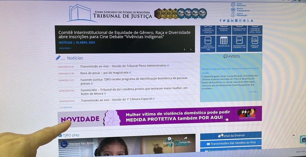 Banner no site do TJ-RO leva até formulário para solicitação de medida protetiva — Foto: TJ-RO/Divulgação