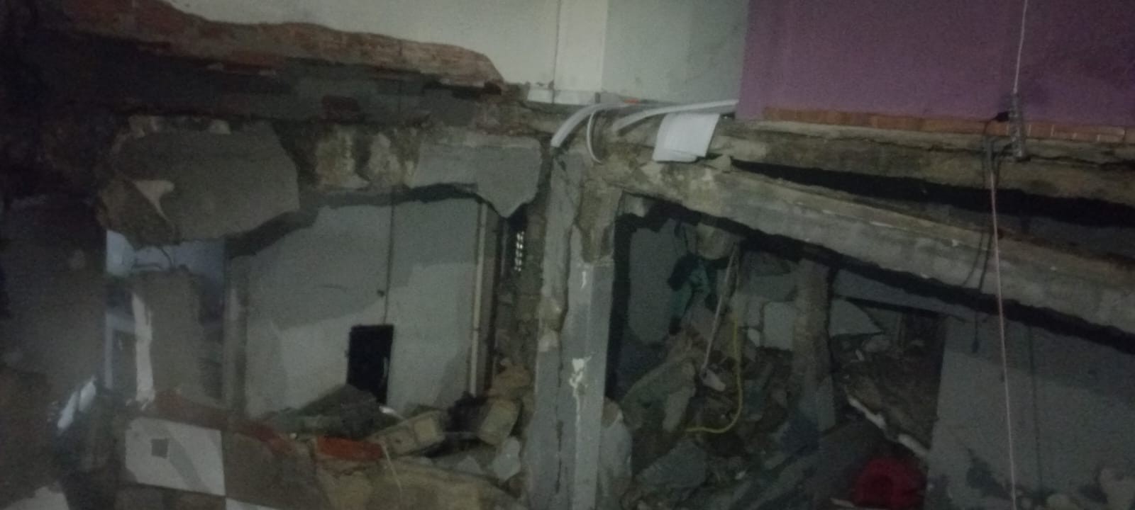 Explosão causada por vazamento de gás atinge casa no Tremembé, Zona Norte de SP; três pessoas ficam feridas