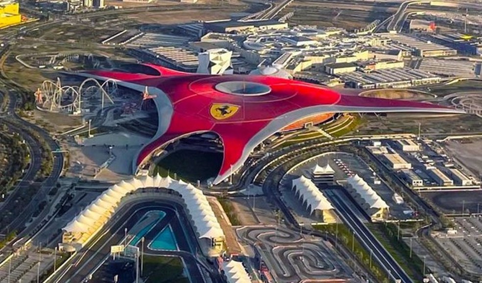 Ferrari World, em Abu Dhabi — Foto: Reprodução/Instagram