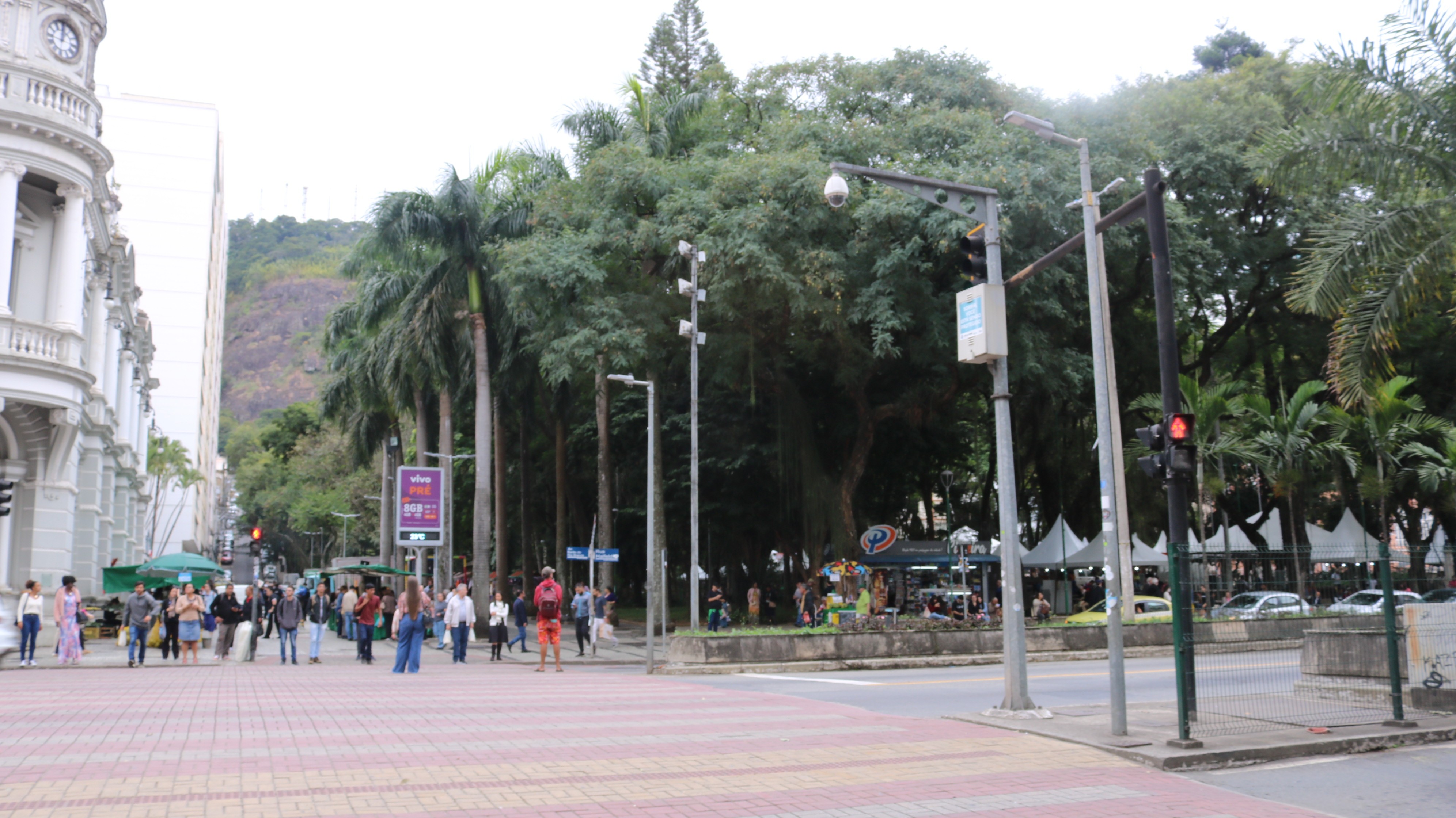 
Corrida com largada no Parque Halfeld muda trânsito no Centro de Juiz de Fora; veja interdições